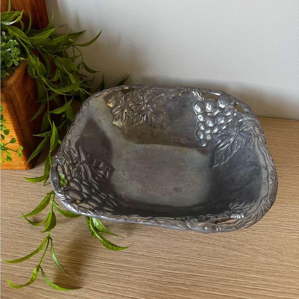 Vintage Arthur Court Grape Silver Decorative Bowl